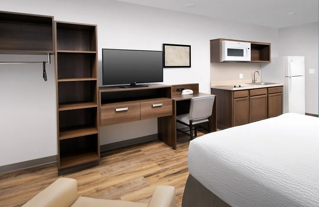 Extended Stay America Select Suites - Deerfield Beach-1