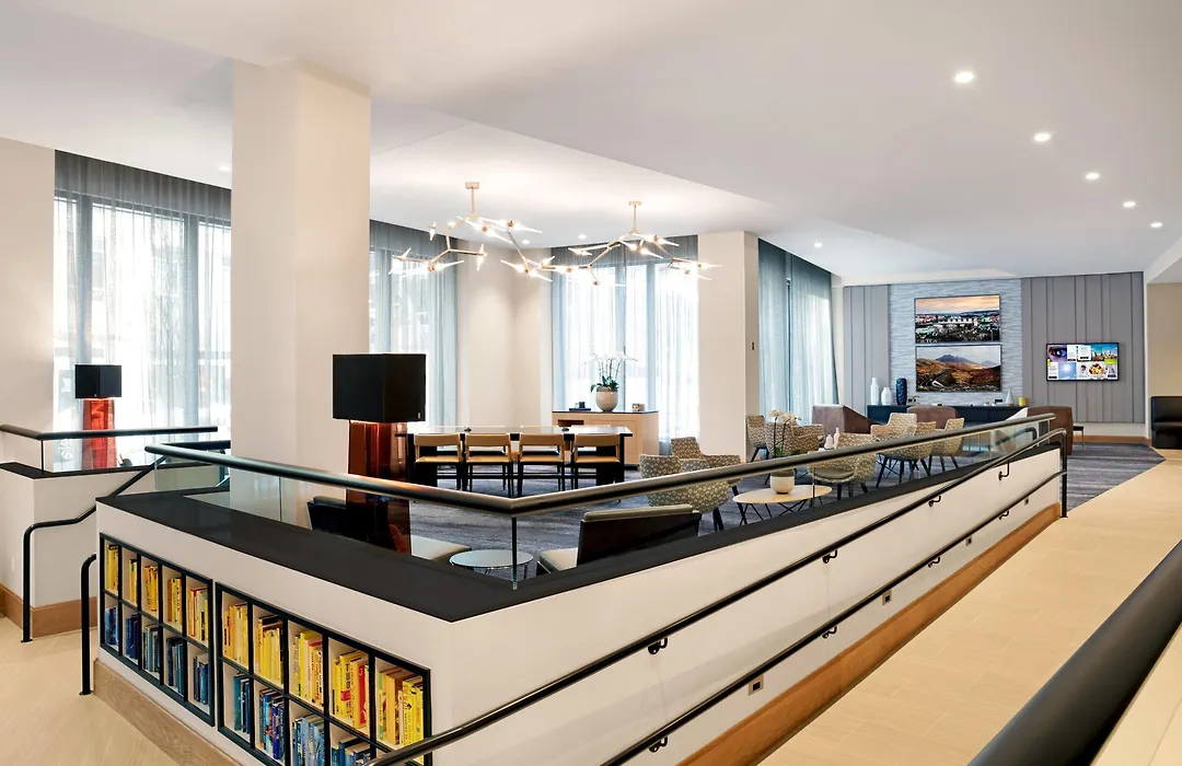 Courtyard Boston Downtown/North Station-1
