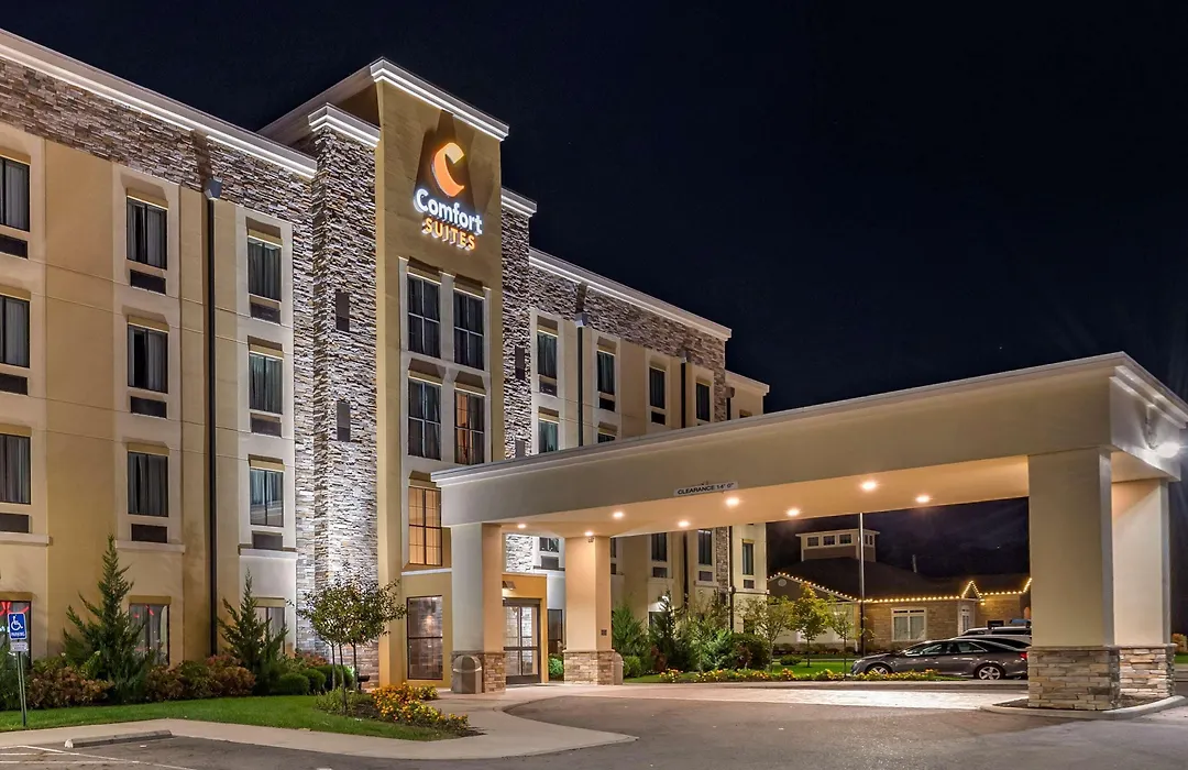 Comfort Suites Columbus Airport-1