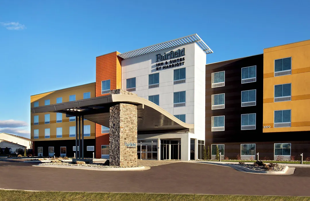 Fairfield Inn & Suites By Marriott Mcpherson-1