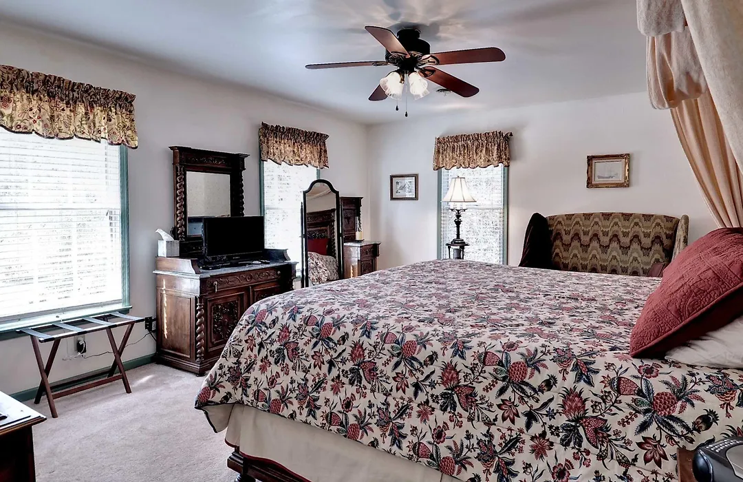 Aldrich House Bed & Breakfast-1