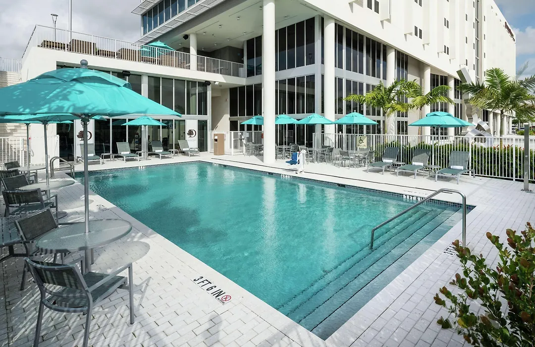 Doubletree By Hilton Miami Doral-1