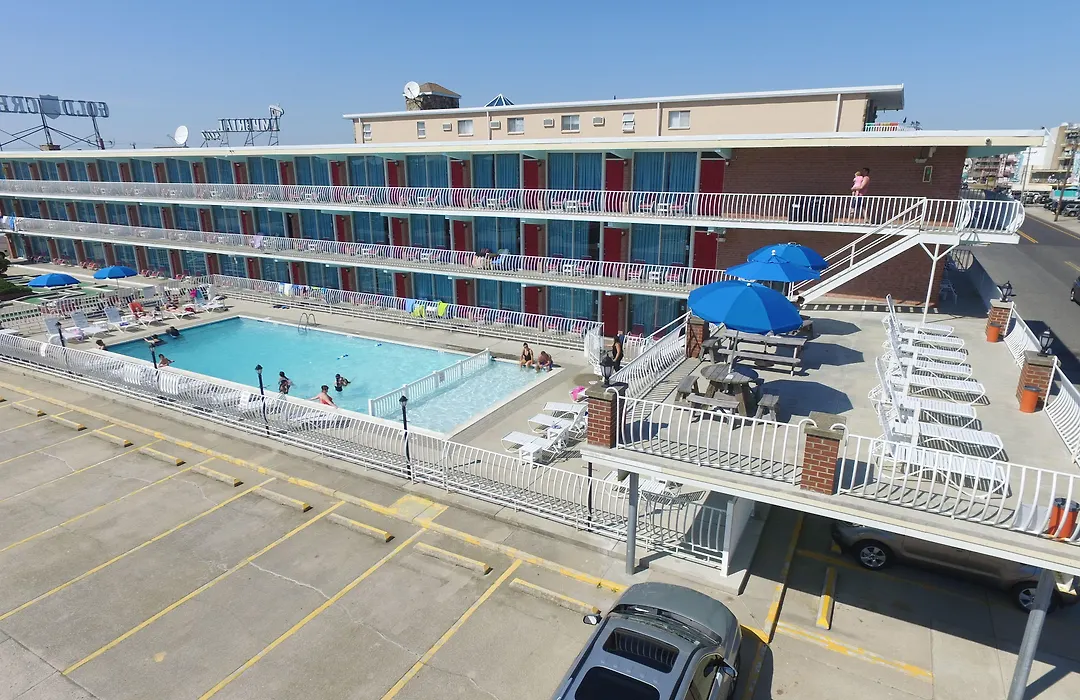 Gold Crest Motel-1