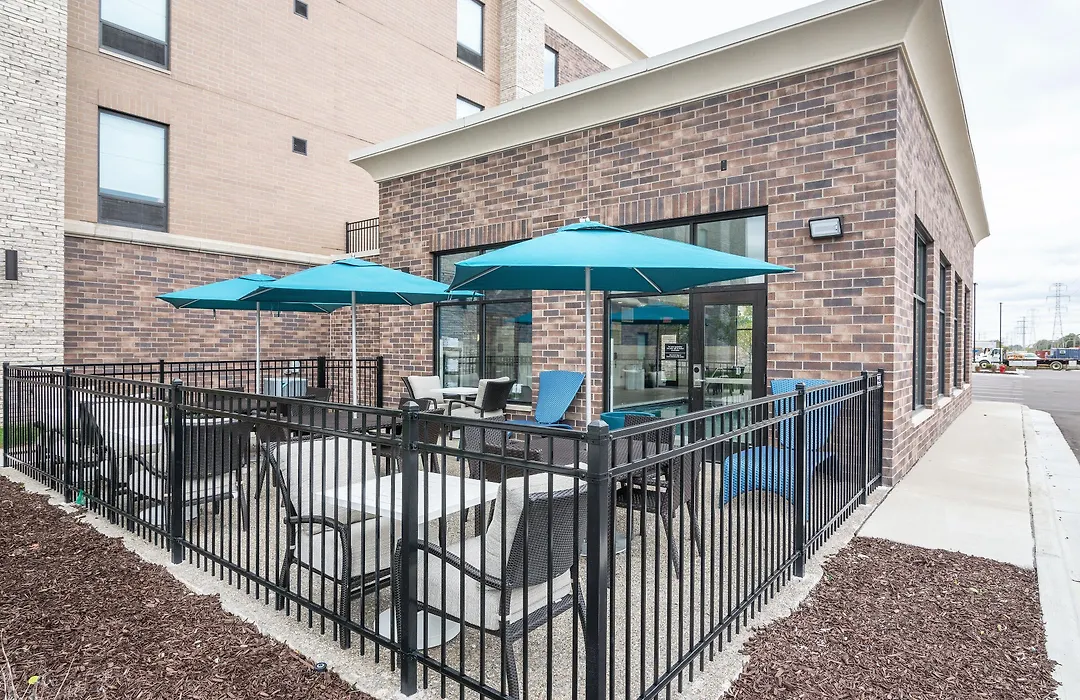 Hampton Inn & Suites - Allen Park-1