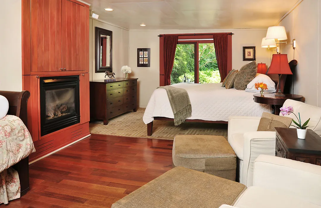 1795 Acorn Inn Bed And Breakfast-1