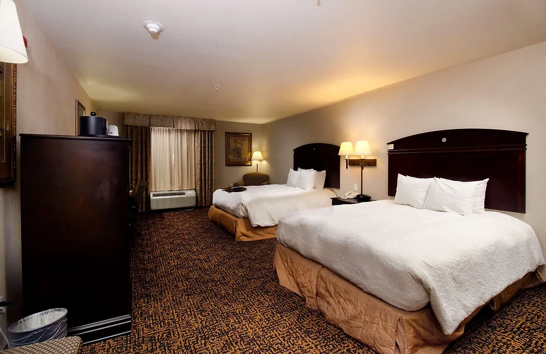 Hampton Inn & Suites Gallup-1