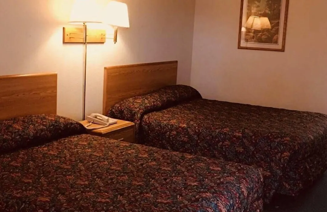 Rest Inn Motel-1