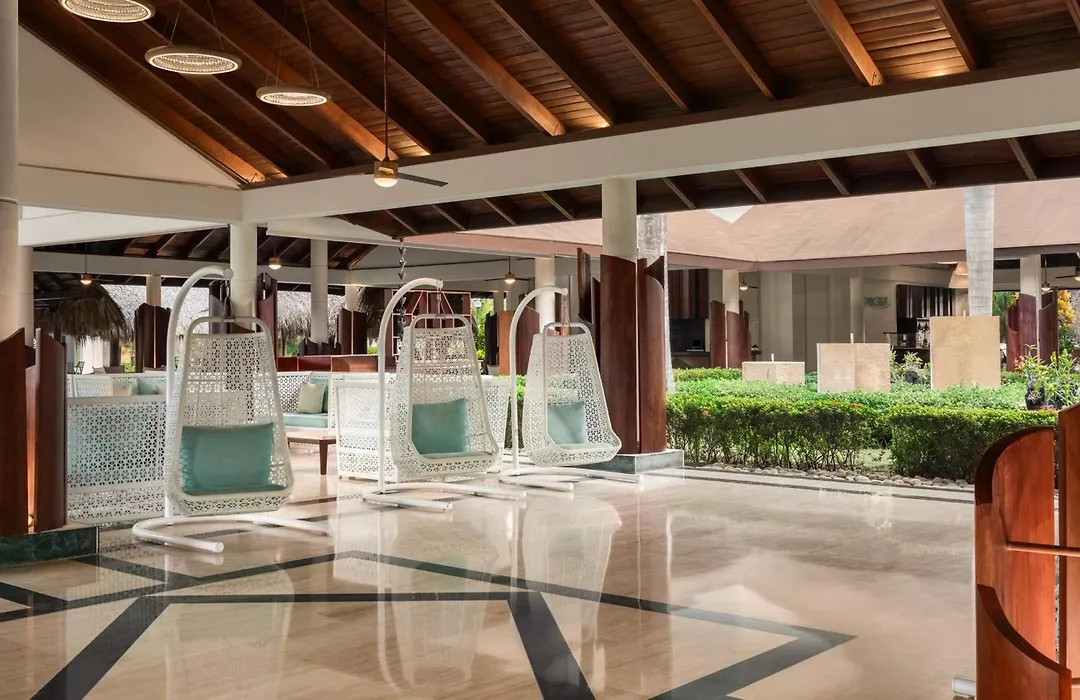Grand Palladium Palace Resort Spa & Casino-1