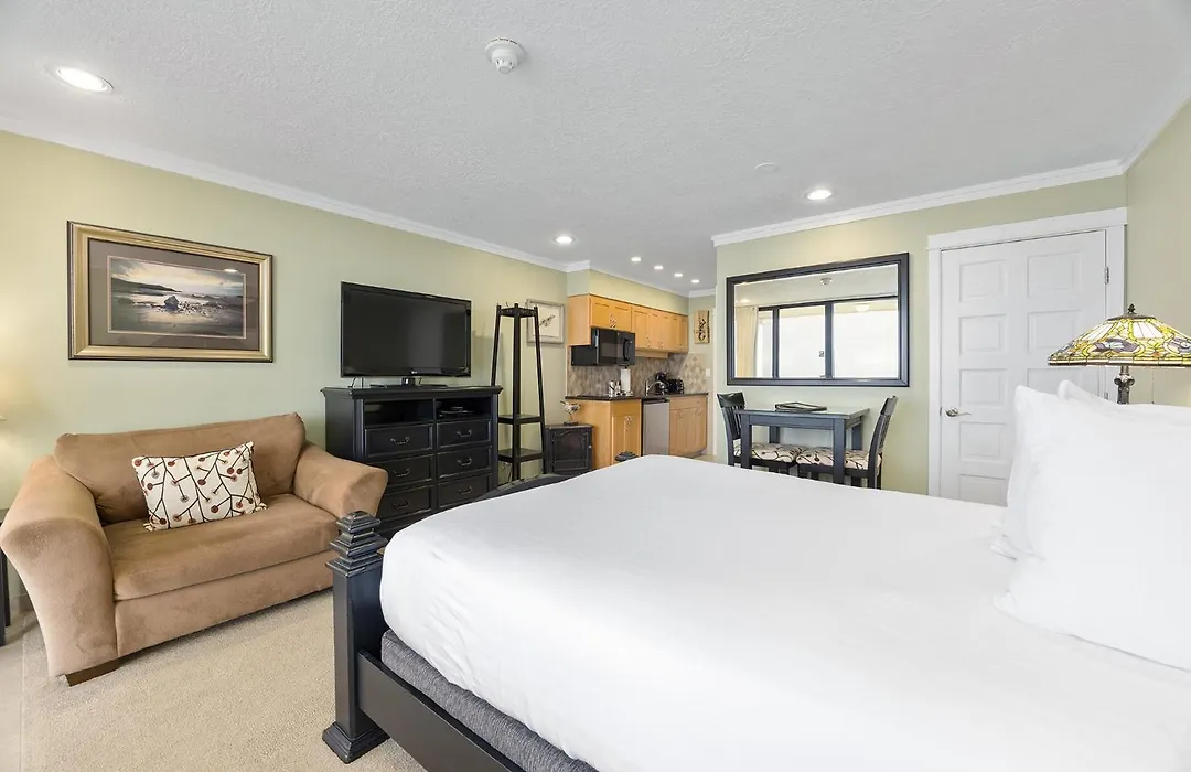 Inn At Spanish Head Resort Hotel-1