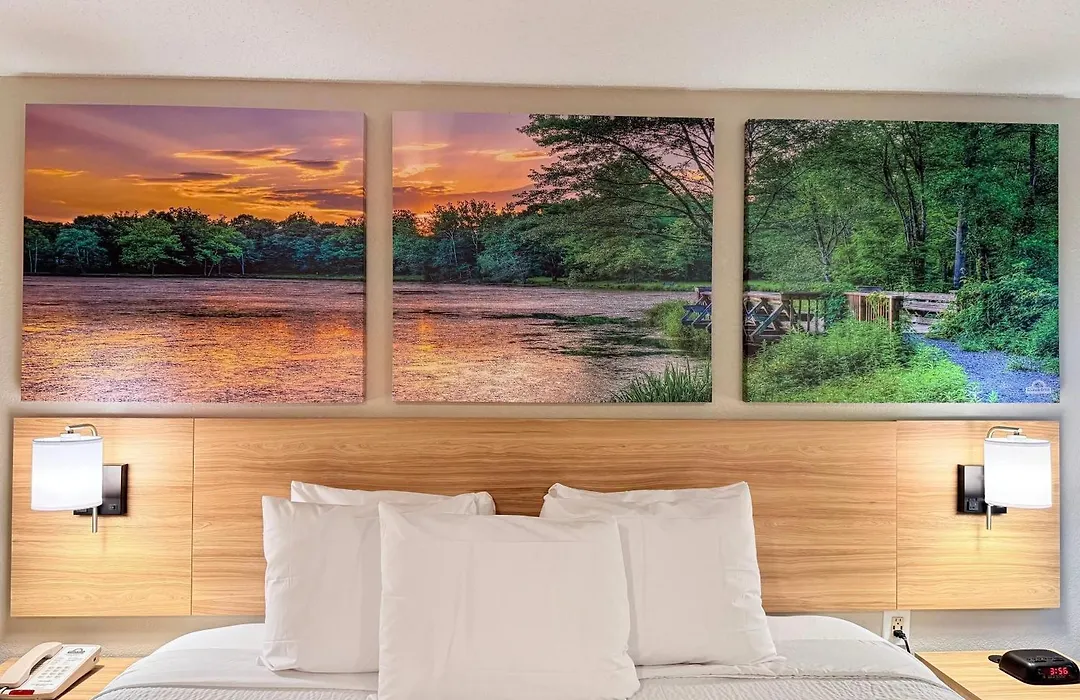Days Inn By Wyndham Torrington-1