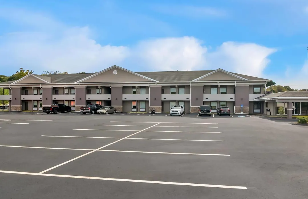 Quality Inn Waterbury East-1