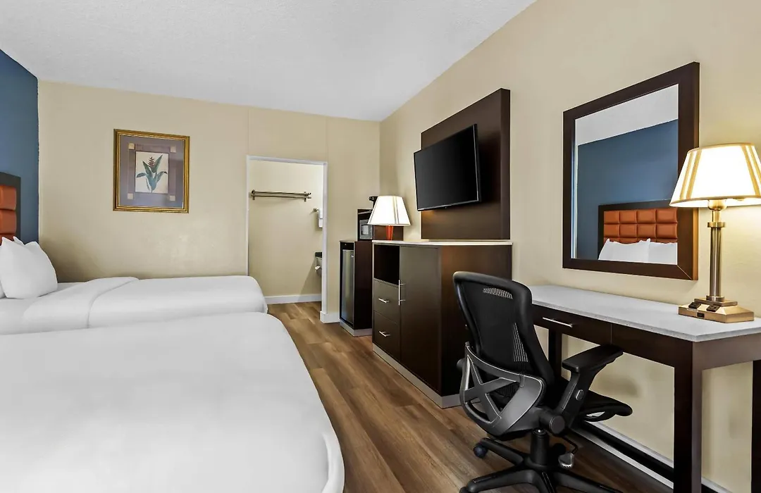 Quality Inn Tampa Airport - Cruise Port-1