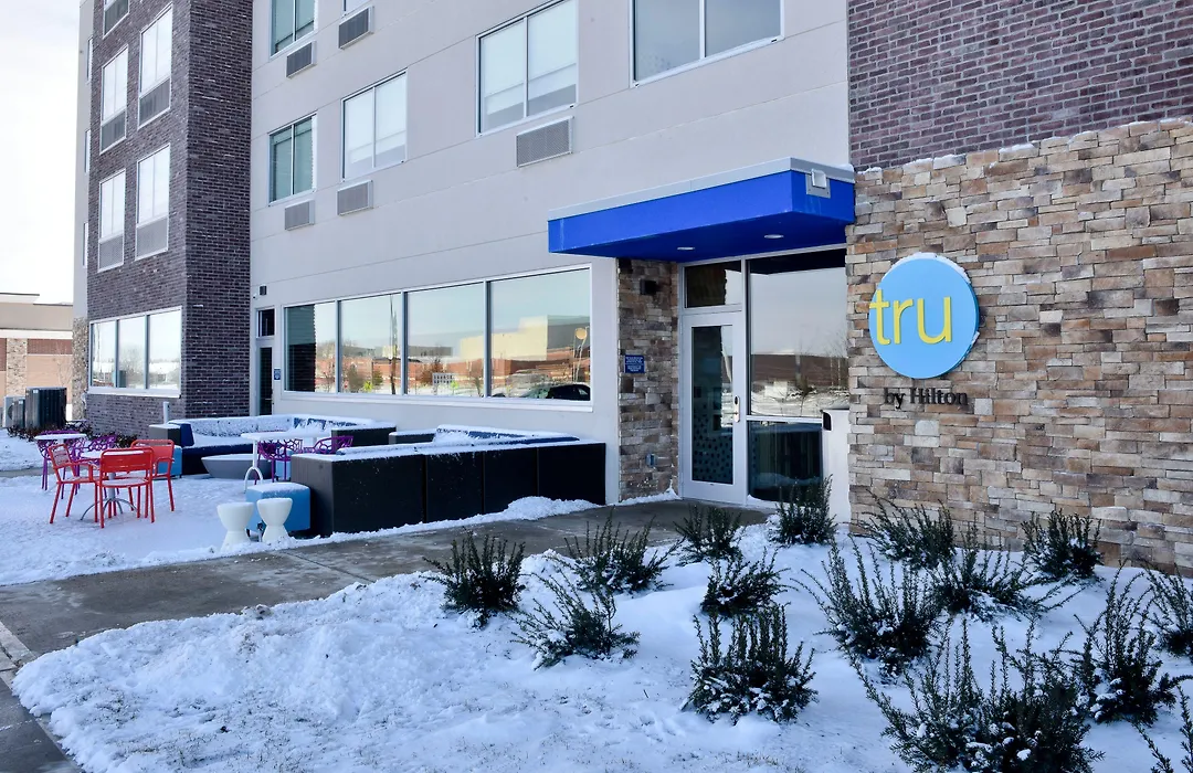 Tru By Hilton Lawrence-1