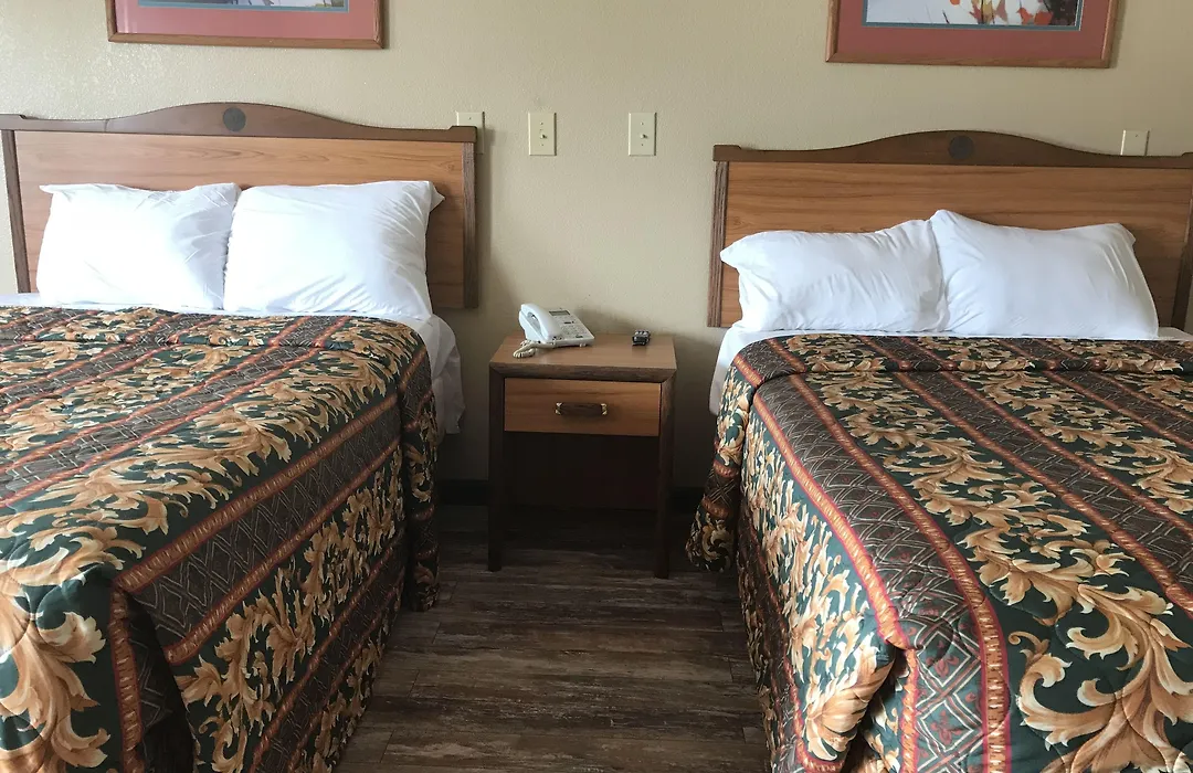 Memphis Inn-1