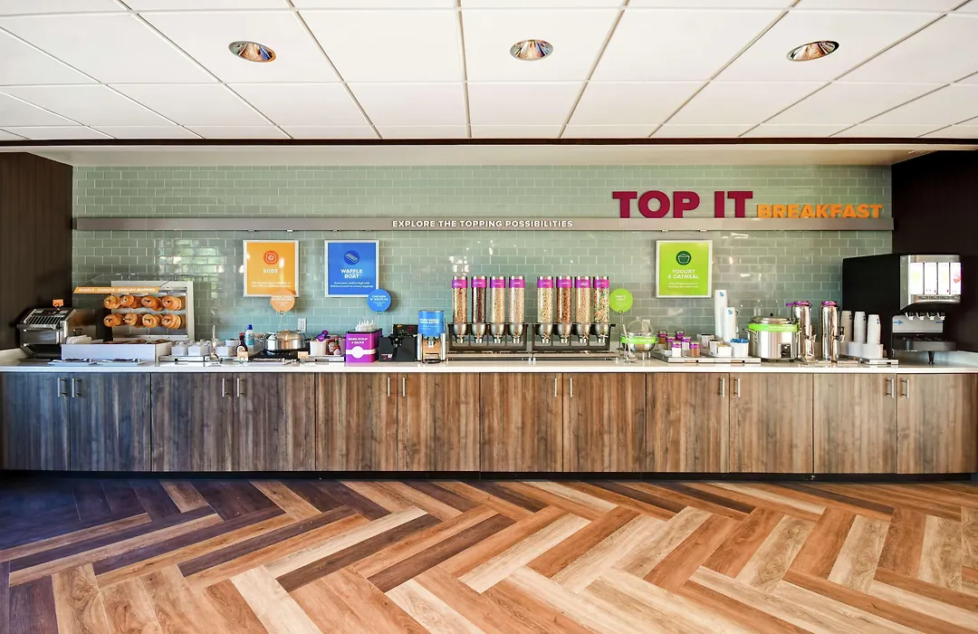 Tru By Hilton Louisville Airport-1