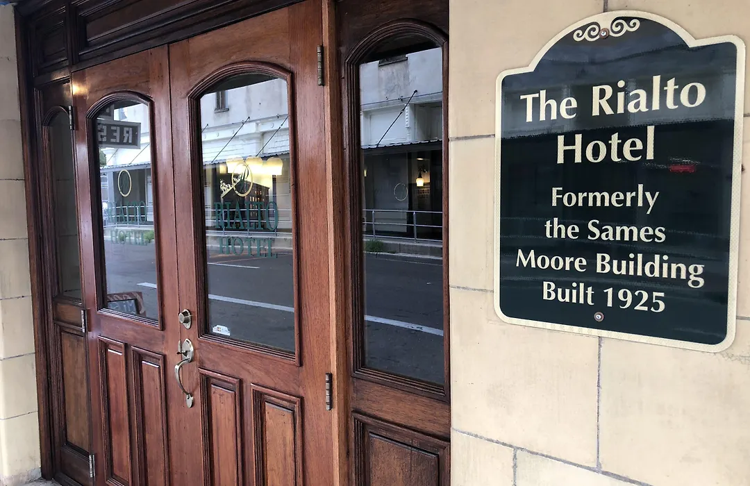The Rialto Hotel-1