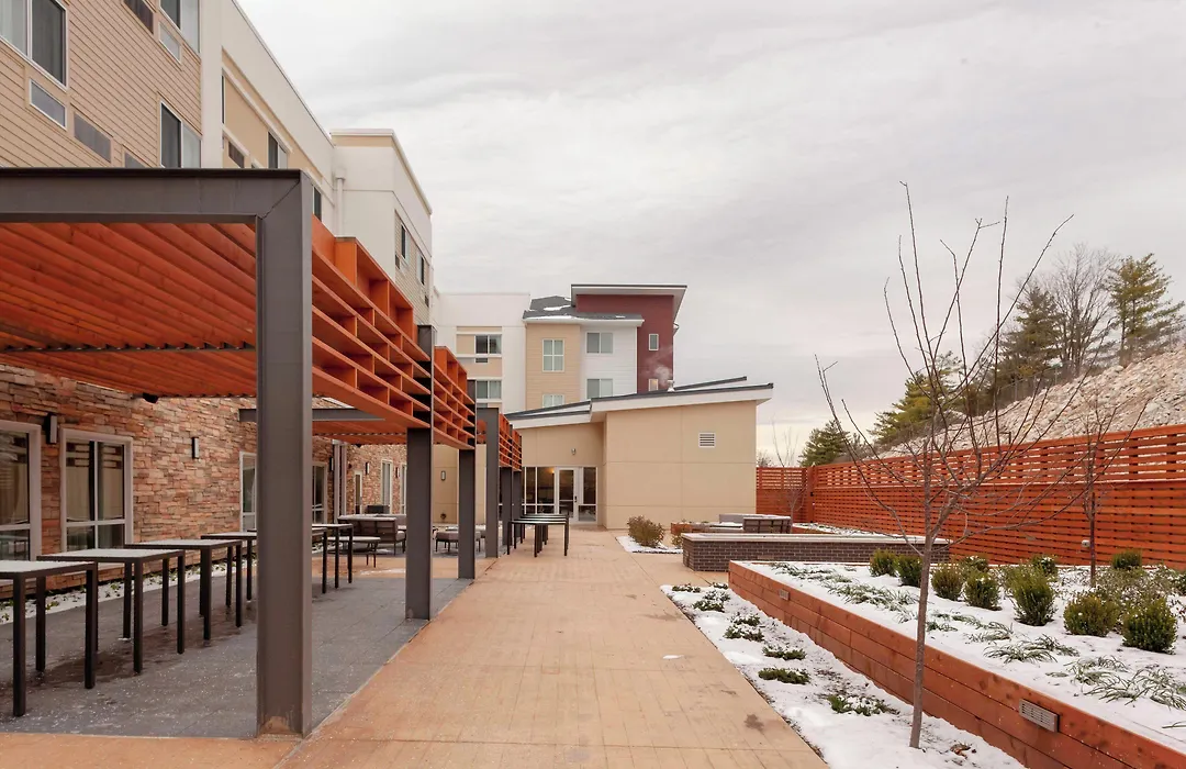Courtyard By Marriott St. Louis West County-1