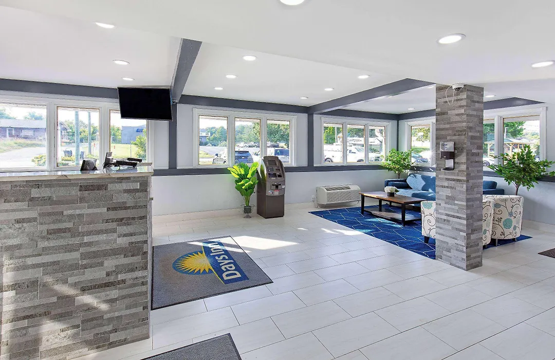 Days Inn By Wyndham Knoxville North-1