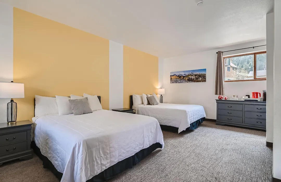 Uplift Inn-1