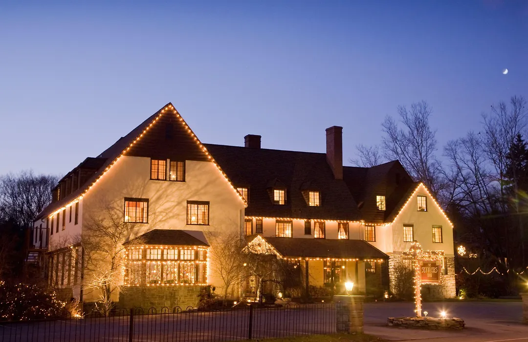 Settlers Inn-1