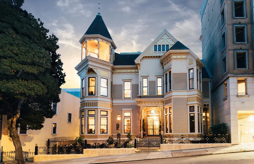 Neighbourgood Sutter Mansion-1