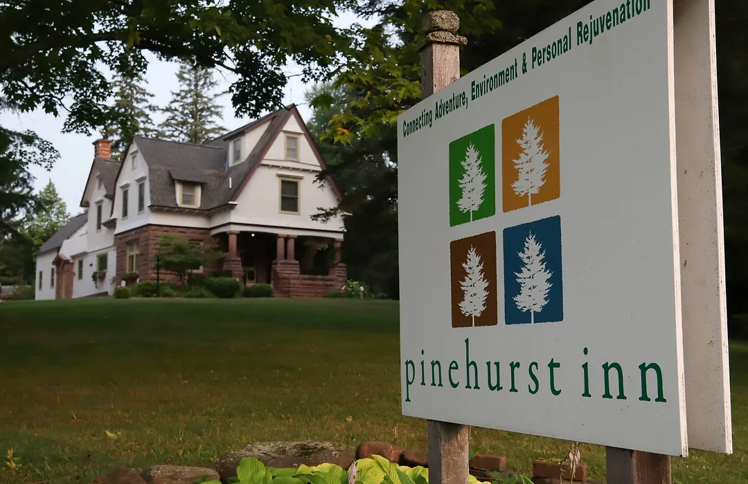 Pinehurst Inn Bed & Breakfast-1