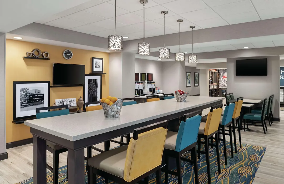 Hampton Inn Champaign Southwest-1