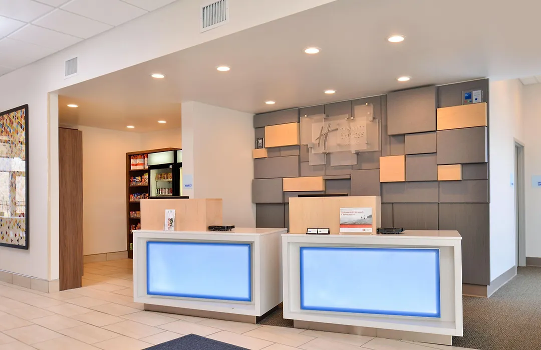 Holiday Inn Express & Suites - Brighton By Ihg-1