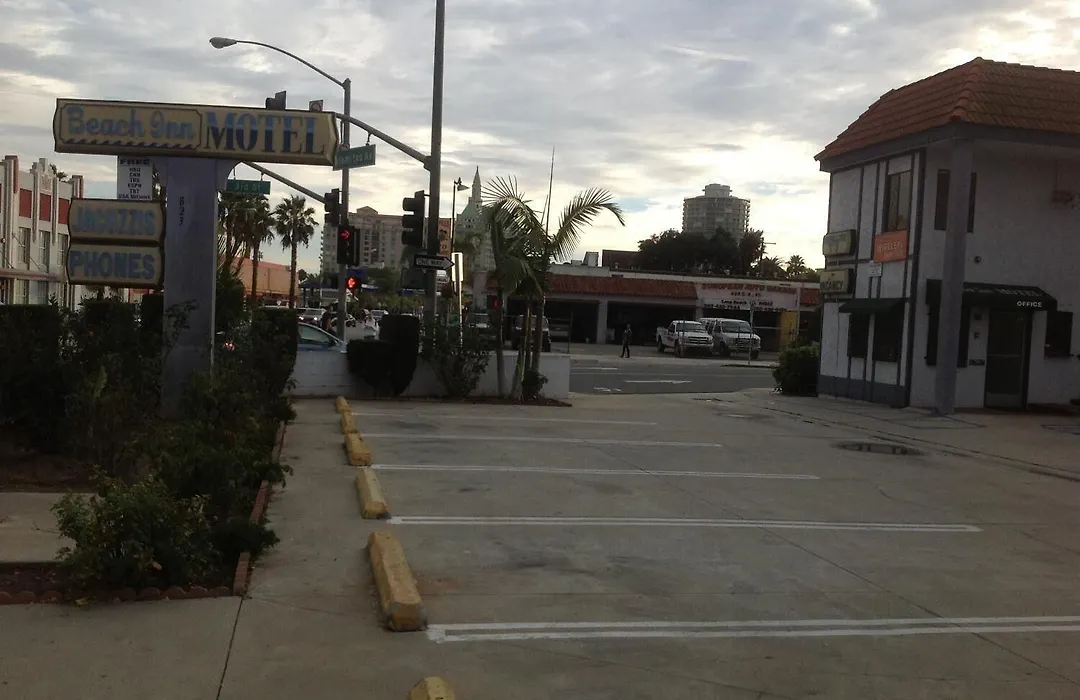 Beach Inn-1