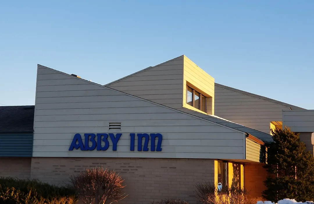 Abby Inn-1