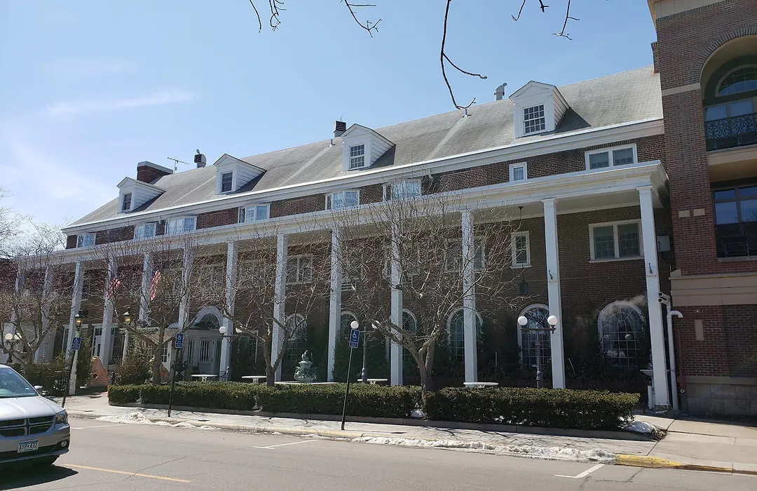 Lowell Inn-1
