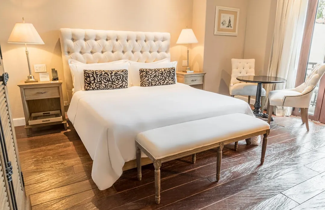 Bastion Luxury Hotel-1