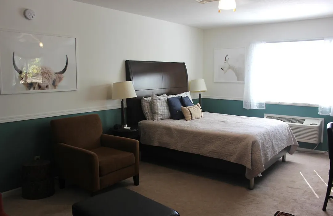 Sweetgrass Inn Bed & Breakfast-1