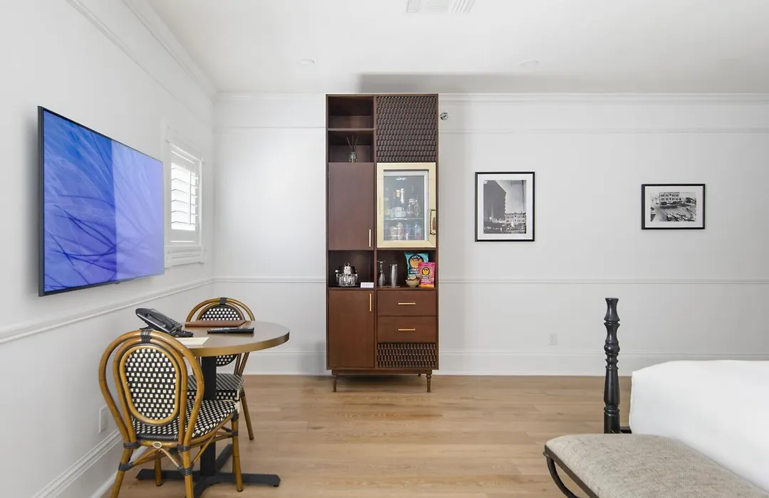 Fairmount Hotel-1