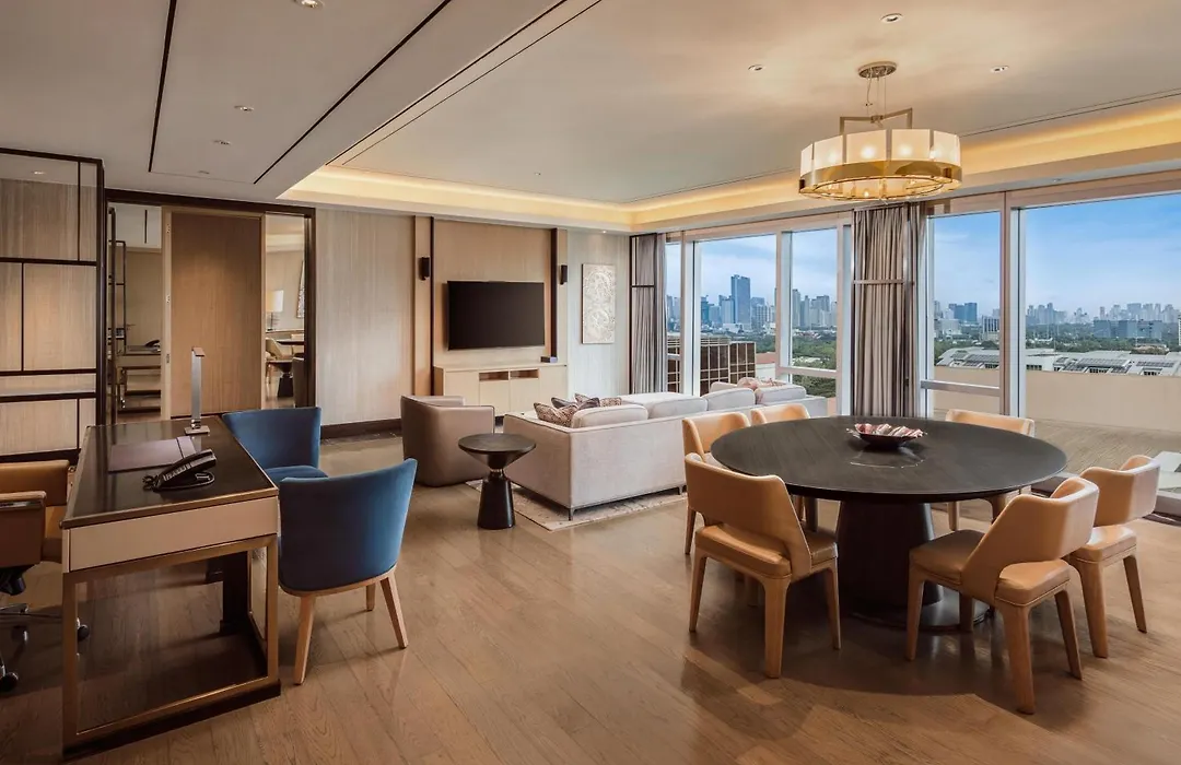 Hilton Manila Newport World Resorts-1