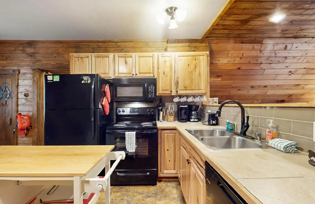 Copper Top Ski Chalet-1