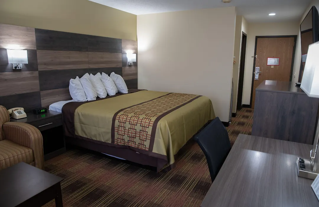 Americinn By Wyndham Fort Atkinson-1