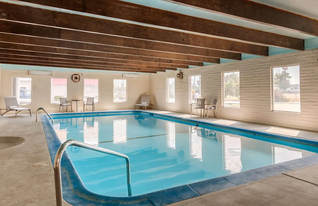 Rodeway Inn & Suites Ontario-1