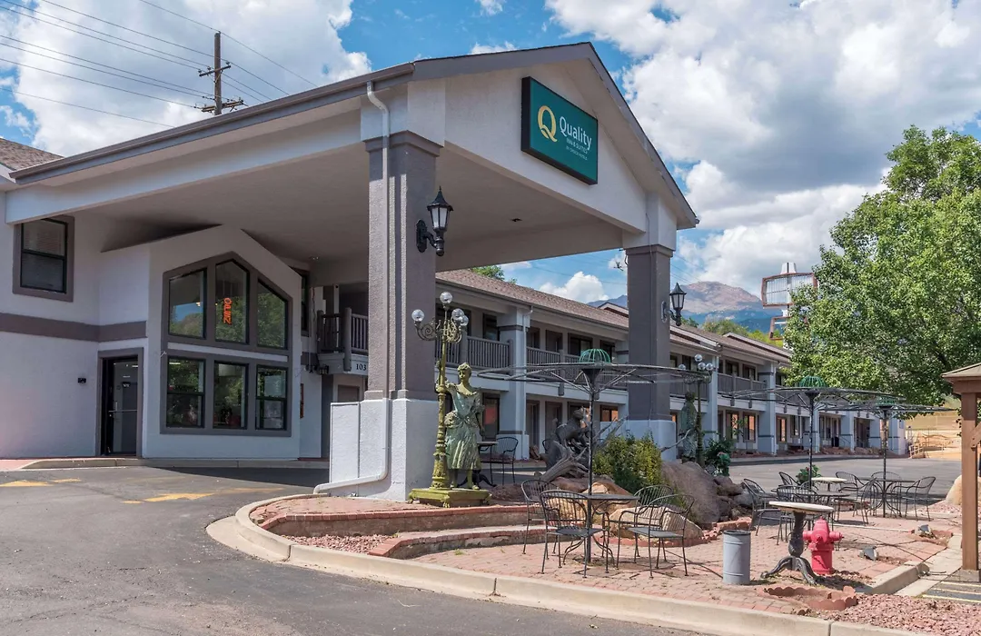 Quality Inn & Suites Manitou Springs At Pikes Peak-1