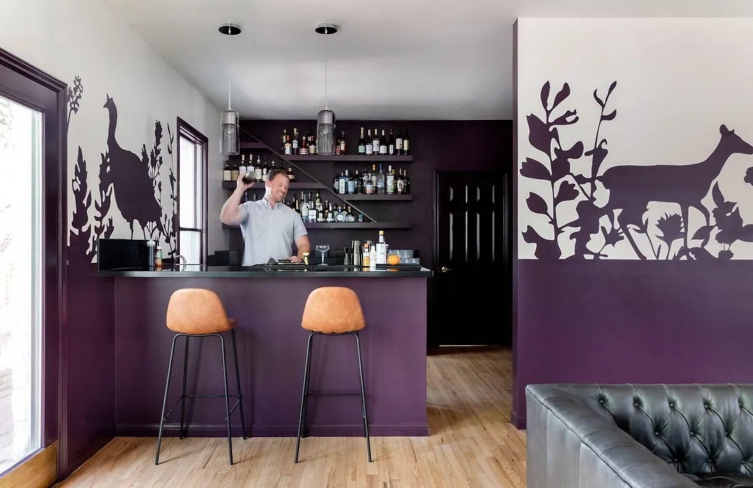 Wimberley Inn & Bar-1