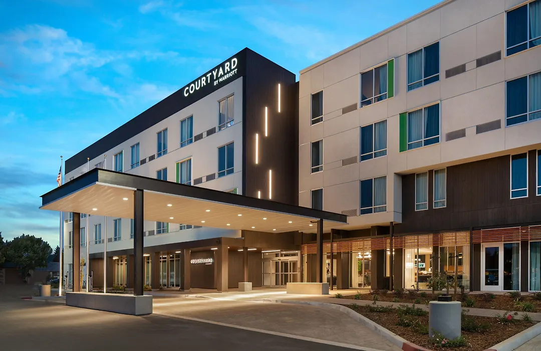Courtyard By Marriott Fresno Clovis-1