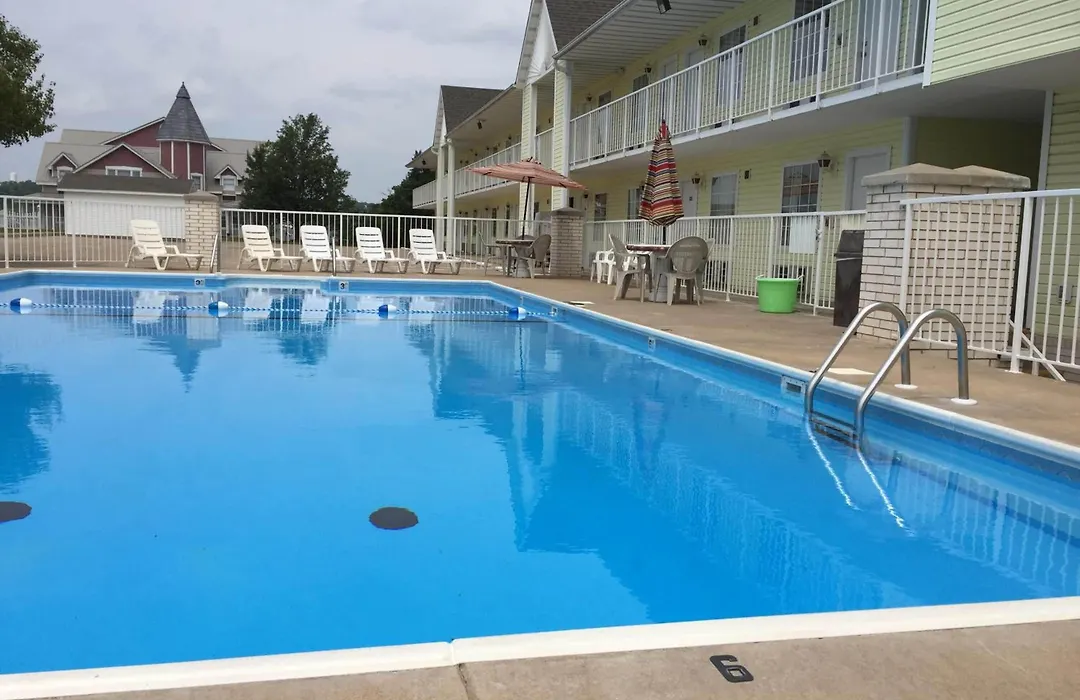 Spinning Wheel Inn-1