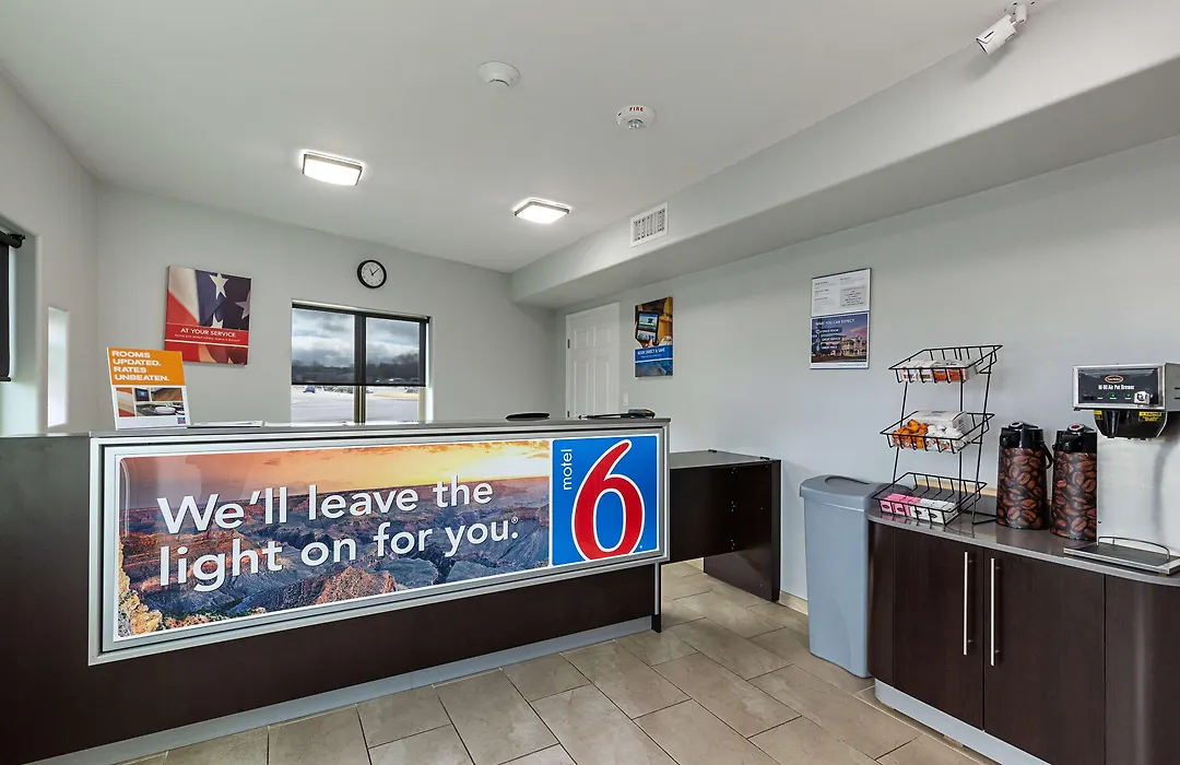 Motel 6-Show Low, Az-1