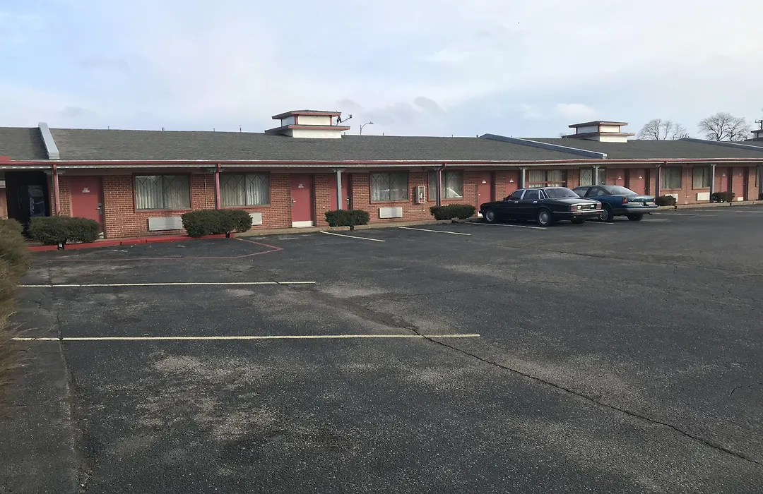Village Inn Salina-1