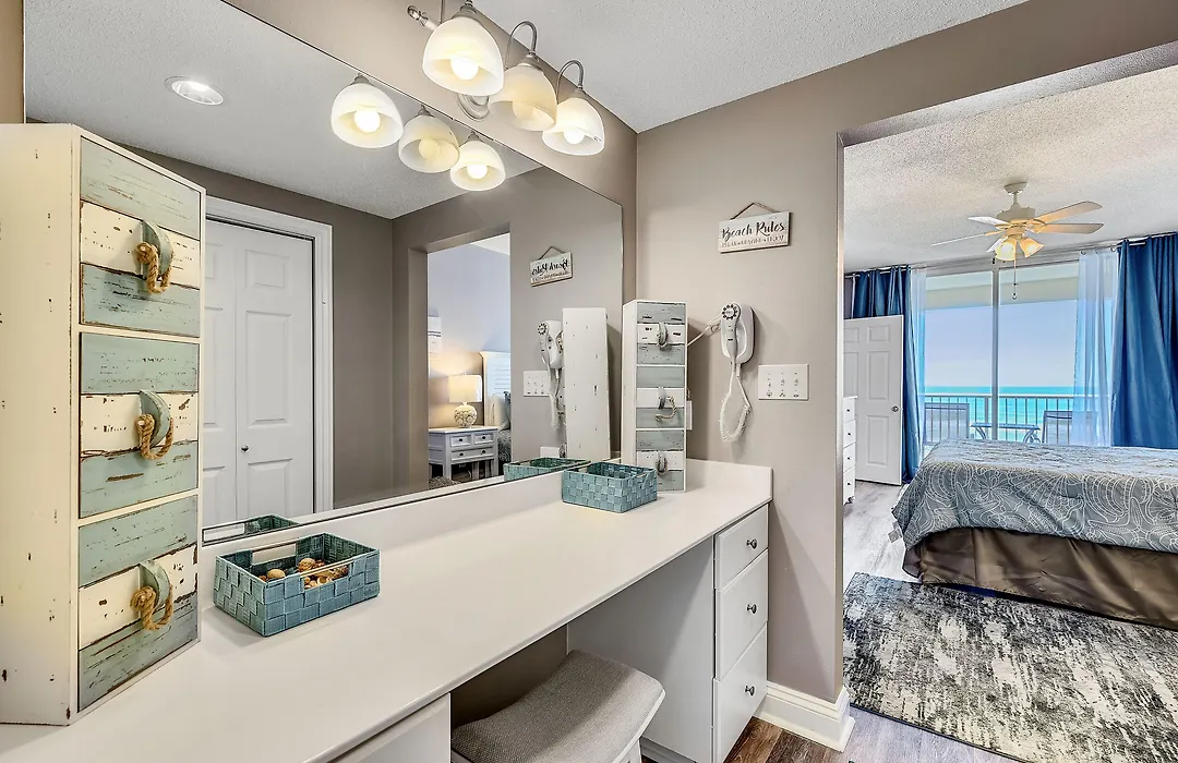 Majestic Beach Resort By Book That Condo-1