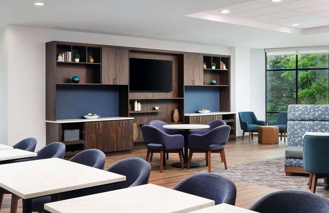 Hampton Inn Towson Downtown-1