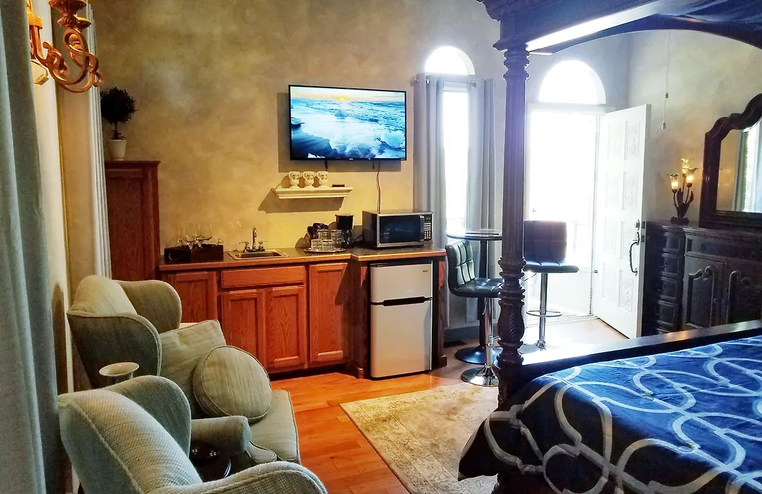 Tuscan Manor-1
