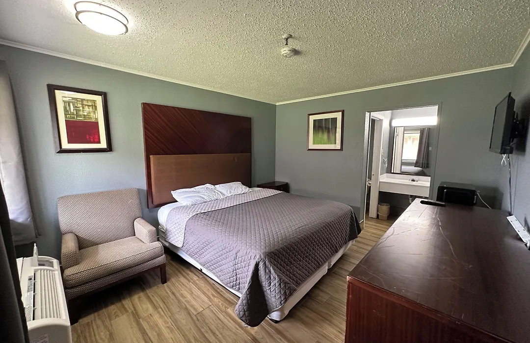 Studio Suites-1