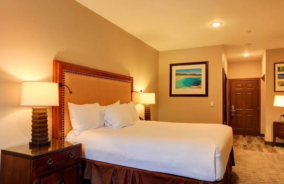 Wagon Wheel Hotel-1