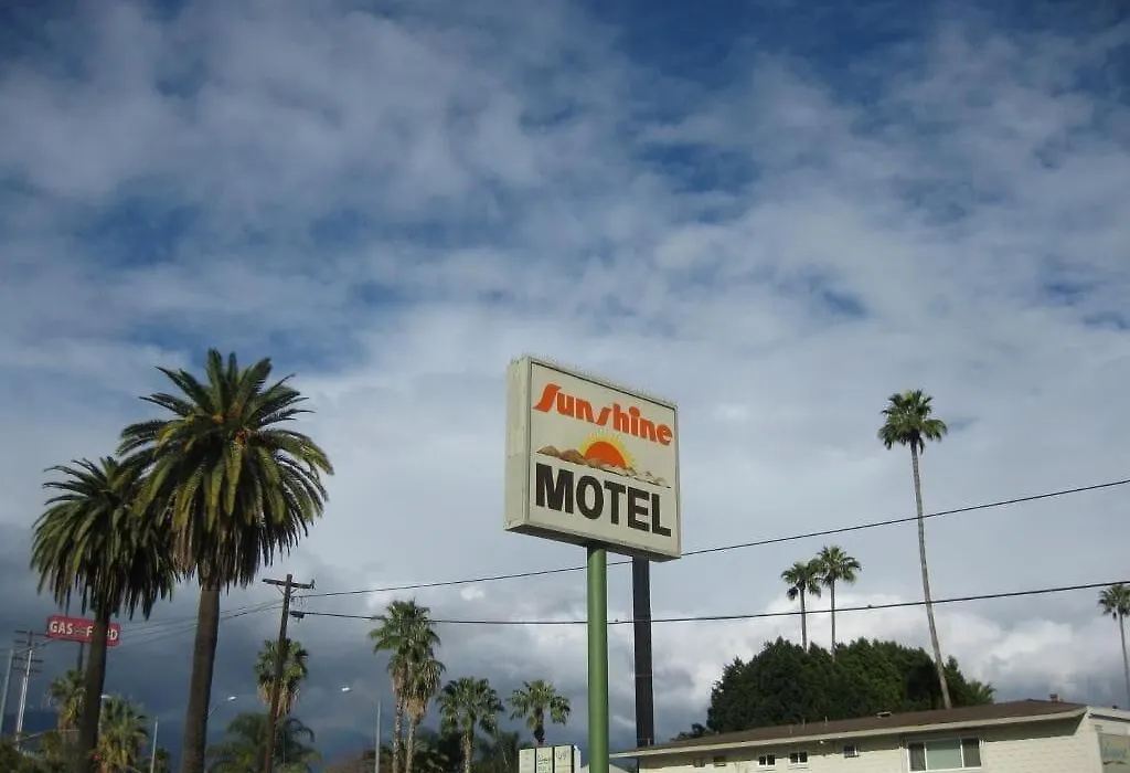 Sunshine Motel-1